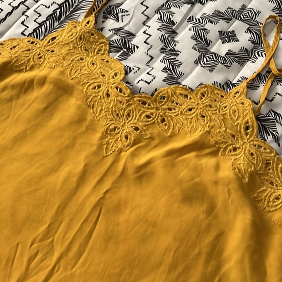 Red Sky Yellow Spaghetti Strap Tank Top Size 2XL fits like a Large - Picture 4 of 11